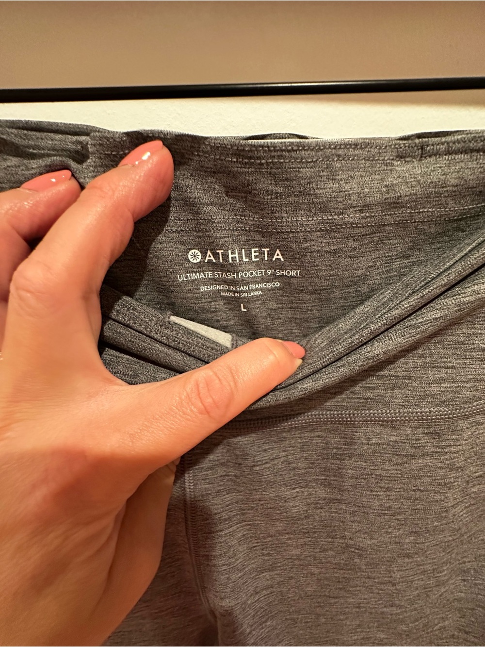 Athleta Ultimate Stash Pocket 9” Biker Shorts | Charcoal Gray | L - Picture 4 of 5